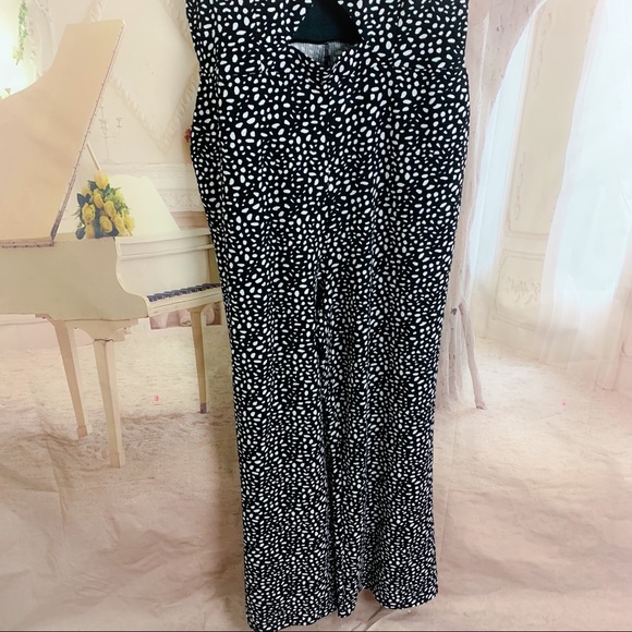 NWOT Eloquii Black White Jumpsuit with Cutout - Picture 7 of 11
